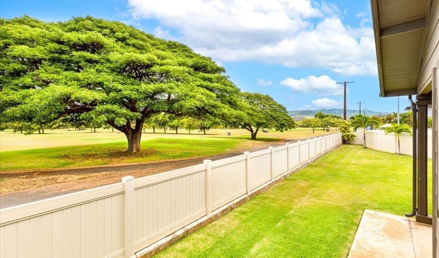91-1089 Hokukai Pl, Ewa Beach, HI 96706 - 4 Beds, 3 Bath