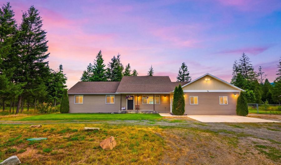 16 Hadley Ln, Blanchard, ID 83804 - 3 Beds, 2 Bath
