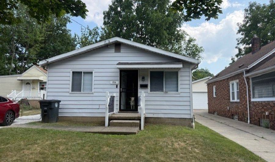 784 E Crosier St, Akron, OH 44306 - 3 Beds, 1 Bath