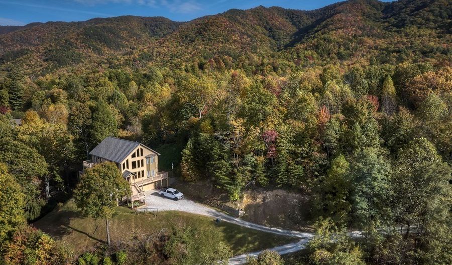 168 Laramie Hts, Andrews, NC 28901 - 3 Beds, 4 Bath