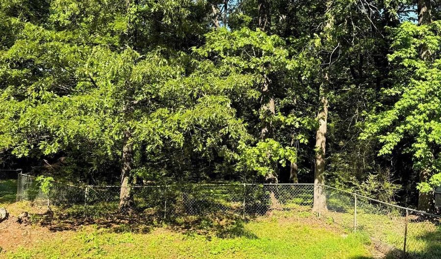 297 FRAN Dr, Alabaster, AL 35007 - 3 Beds, 2 Bath