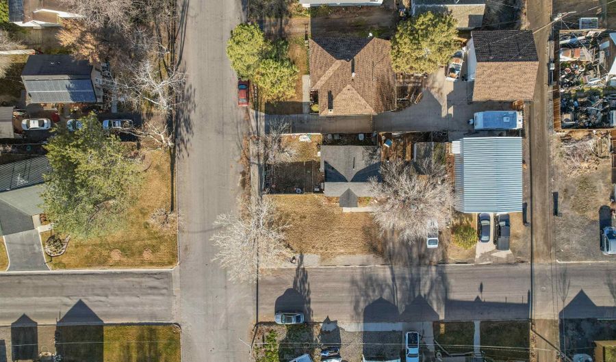 300 14th Ave N, Buhl, ID 83316 - 1 Beds, 1 Bath