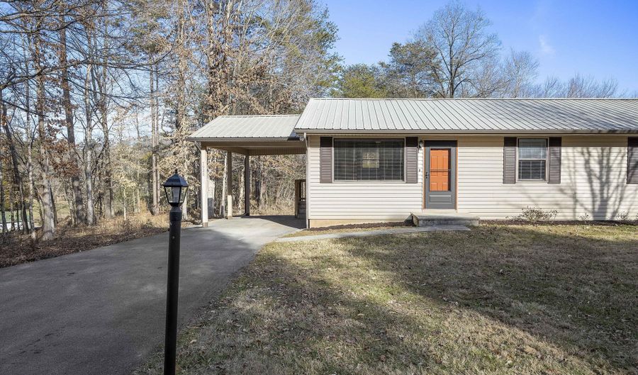 7928 Swaggerty Rd, Knoxville, TN 37920 - 2 Beds, 1 Bath