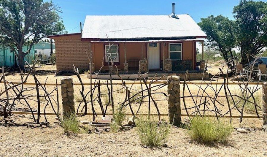4868 W Tennessee Ave, Chloride, AZ 86431 - 2 Beds, 1 Bath