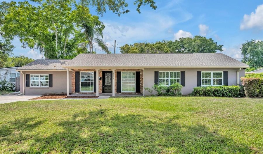 4234 KENDRICK Rd, Orlando, FL 32804 - 4 Beds, 2 Bath