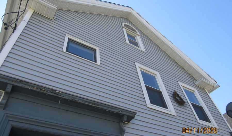 381 Hancock St, Bangor, ME 04401 - 4 Beds, 6 Bath