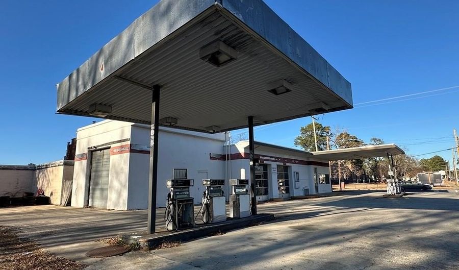 100 Academy St S, Ahoskie, NC 27910 - 0 Beds, 0 Bath