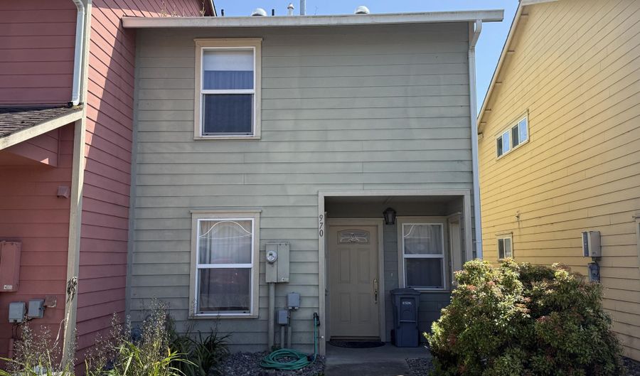 970 Courtyard Cir, Arcata, CA 95521 - 4 Beds, 2 Bath
