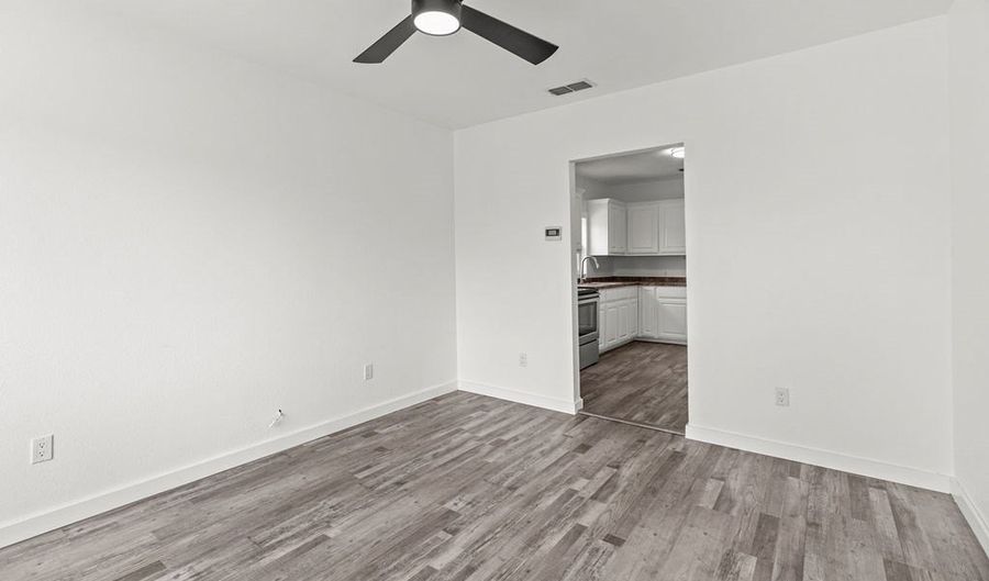 305 NE E, Andrews, TX 79714 - 3 Beds, 2 Bath