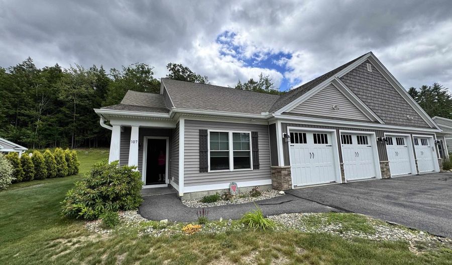 107 Gateway Dr, Chesterfield, NH 03466 - 2 Beds, 2 Bath