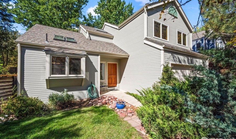 853 Racquet Ln, Boulder, CO 80303 - 3 Beds, 3 Bath