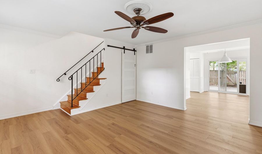 8 GEORGETOWN Ct 1-8, Annapolis, MD 21403 - 3 Beds, 2 Bath