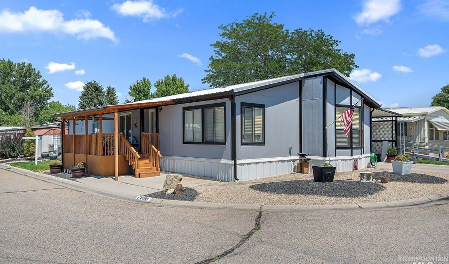 7098 W Royal Glen Ln, Boise, ID 83714 - 2 Beds, 2 Bath