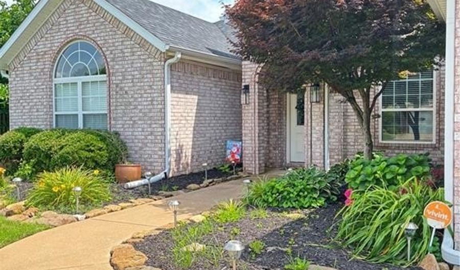 3201 SW Camden Dr, Bentonville, AR 72712 - 4 Beds, 2 Bath