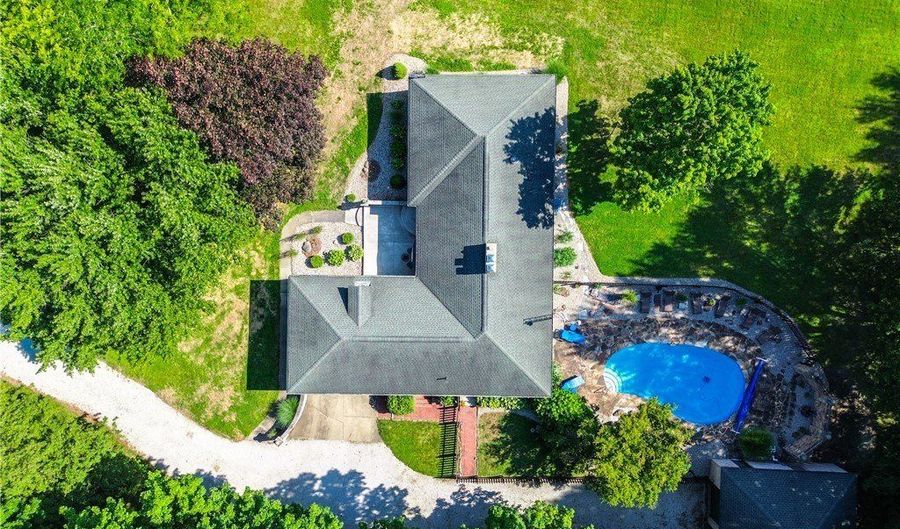 10845 Mccallum Ave NE, Alliance, OH 44601 - 4 Beds, 3 Bath