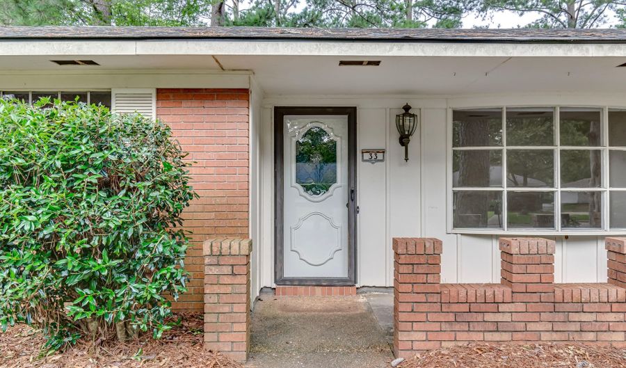 33 Pebble Hill Dr, Brandon, MS 39042 - 3 Beds, 2 Bath