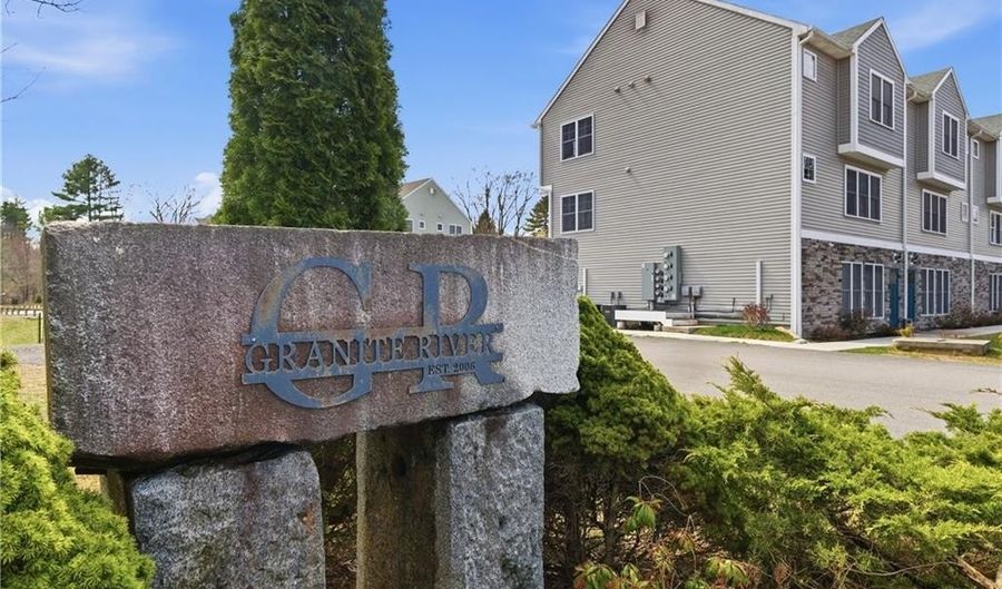 25 Graniteville Rd, Burrillville, RI 02830 - 2 Beds, 3 Bath