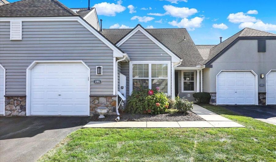191 HAWTHORNE, Reading, PA 19610 - 2 Beds, 2 Bath