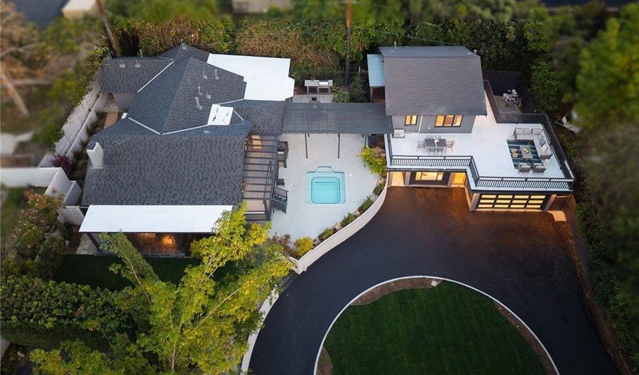 503 E Mendocino, Altadena, CA 91001 - 5 Beds, 4 Bath