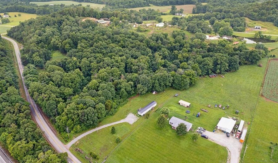 3302 Bellwood Rd, Bardstown, KY 40004 - 3 Beds, 2 Bath