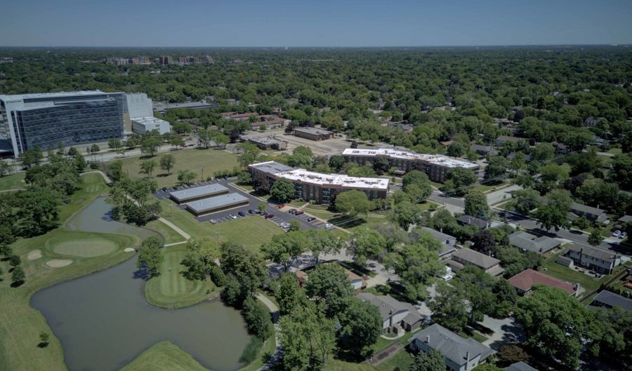 1030 S FERNANDEZ Ave 1T, Arlington Heights, IL 60005 - 1 Beds, 1 Bath