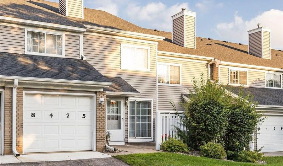 8475 Corcoran Path 9, Inver Grove Heights, MN 55076 - 2 Beds, 1 Bath