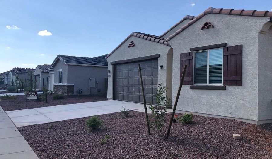 162 W Seven Seas Dr, Casa Grande, AZ 85122 - 4 Beds, 2 Bath
