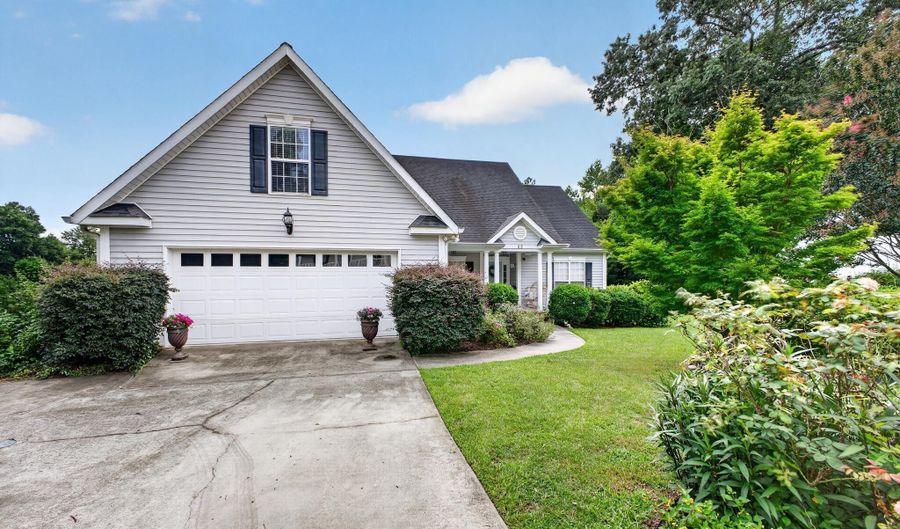 42 Emerald Rdg, Aiken, SC 29803 - 3 Beds, 2 Bath