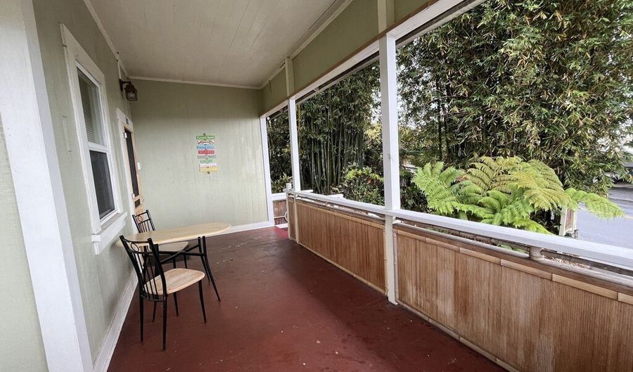 301 PONAHAWAI St, Hilo, HI 96720 - 4 Beds, 4 Bath
