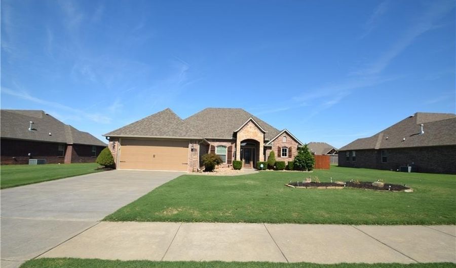 3902 SW Flatrock Ave, Bentonville, AR 72712 - 3 Beds, 2 Bath