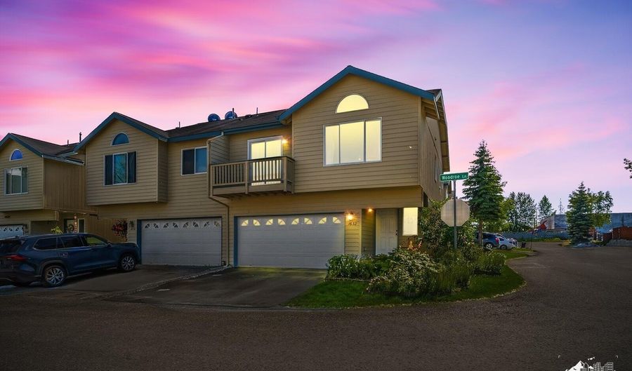 1632 Woodroe Ln #3, Anchorage, AK 99507 - 3 Beds, 2 Bath