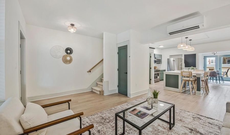 837 DECATUR St NW, Washington, DC 20011 - 4 Beds, 4 Bath