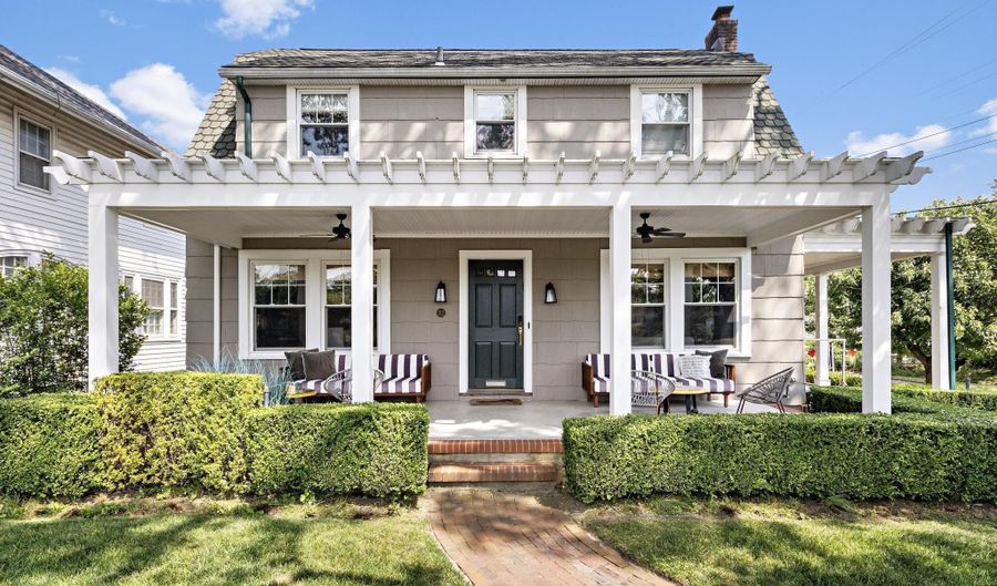 312 Lake Dr, Allenhurst, NJ 07711 - 5 Beds, 4 Bath