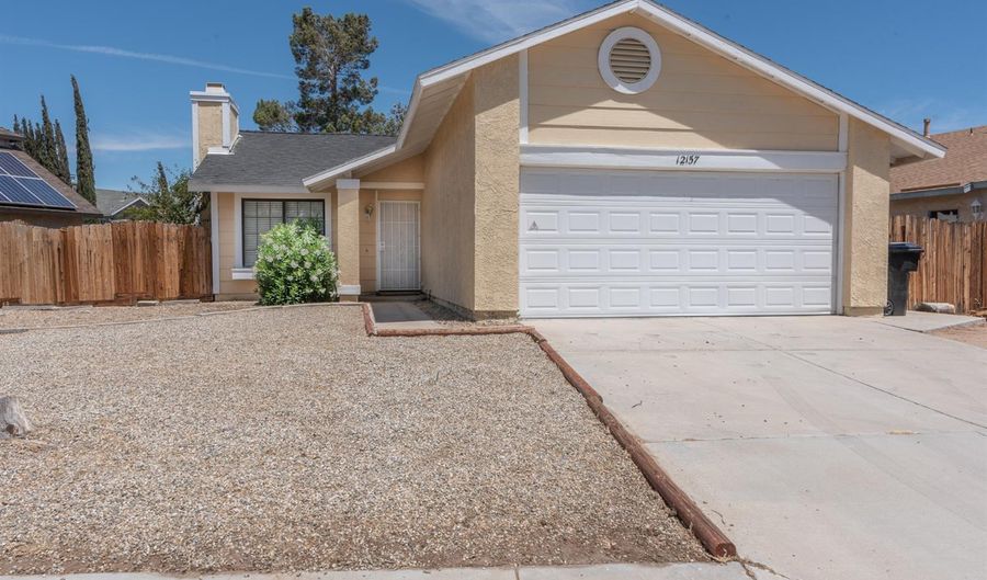12157 GALAXY St, Victorville, CA 92392 - 2 Beds, 2 Bath
