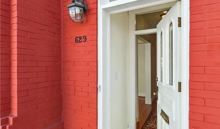 629 ACKER Pl NE, Washington, DC 20002 - 2 Beds, 3 Bath