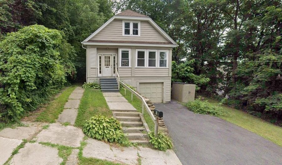 3 George St, Amsterdam, NY 12010 - 3 Beds, 1 Bath
