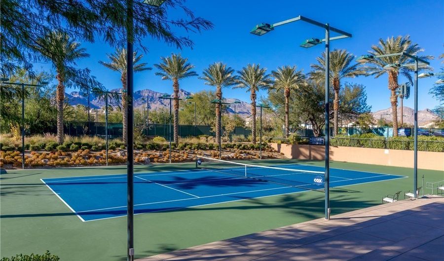 1975 Alcova Ridge Dr, Las Vegas, NV 89135 - 5 Beds, 5 Bath