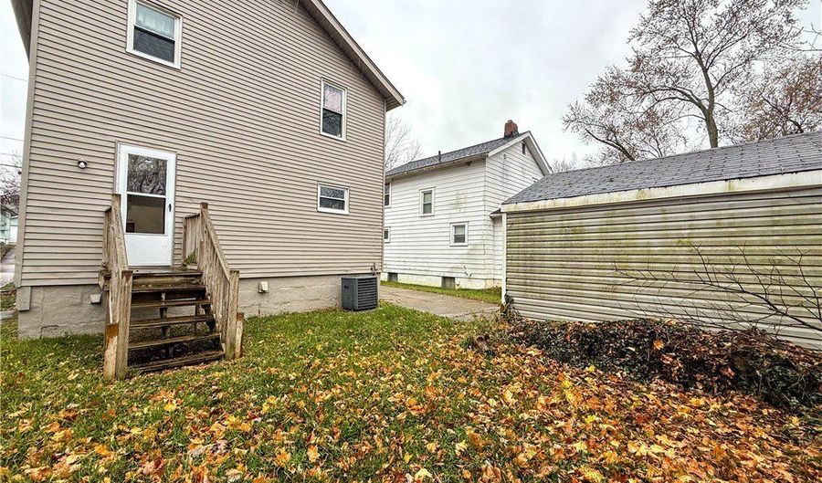 1206 Pitkin Ave, Akron, OH 44310 - 3 Beds, 1 Bath
