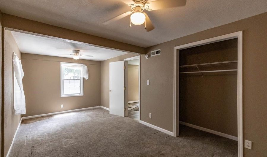 834 S A St, Arkansas City, KS 67005 - 3 Beds, 1 Bath
