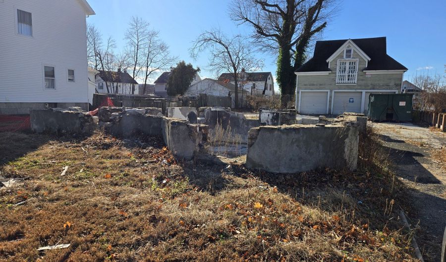 14 Locust Ave, Danbury, CT 06810 - 0 Beds, 0 Bath