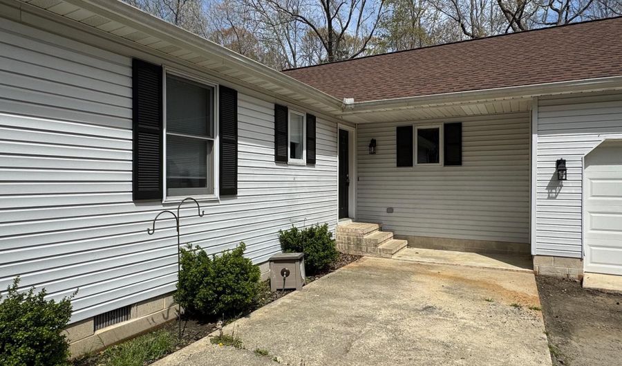 18868 HUNTING CLUB Rd, Georgetown, DE 19947 - 3 Beds, 2 Bath
