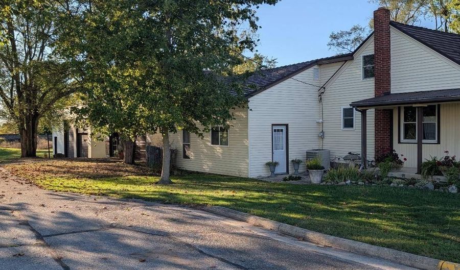 205 S Second St, Anna, OH 45302 - 4 Beds, 2 Bath