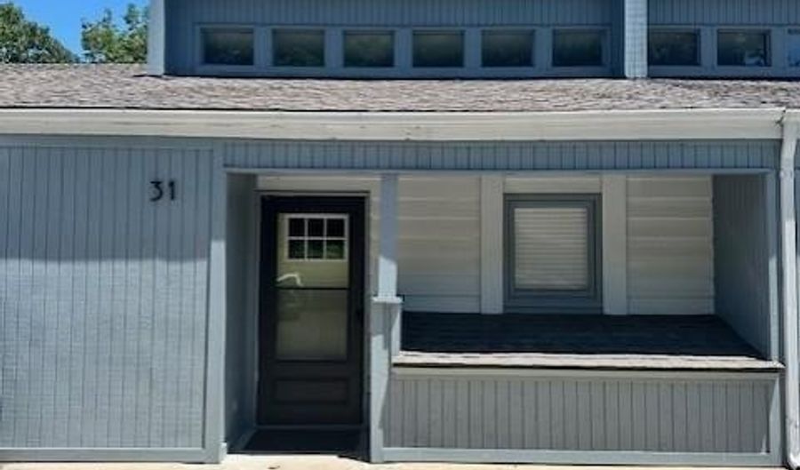 31 Estes Dr, Bella Vista, AR 72715 - 2 Beds, 2 Bath