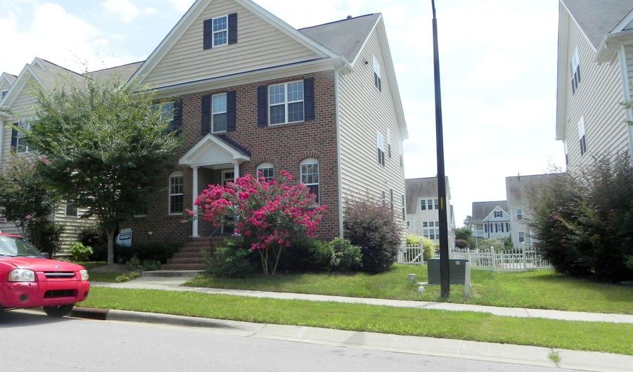 217 Butterbiggins Ln, Apex, NC 27539 - 3 Beds, 3 Bath