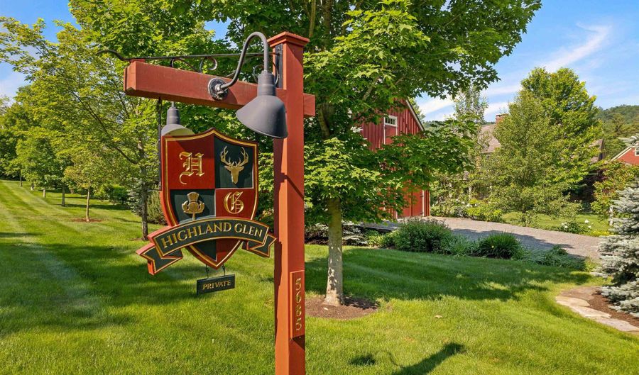5685 VT Route 12, Barnard, VT 05031 - 5 Beds, 6 Bath