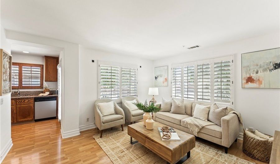 47 Red Bud, Aliso Viejo, CA 92656 - 2 Beds, 2 Bath