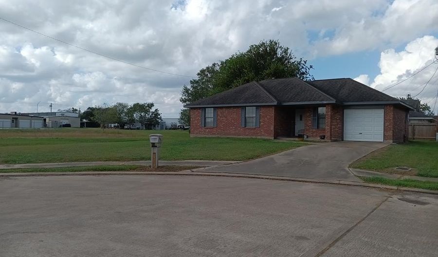 201 RICE, Angleton, TX 77515 - 3 Beds, 1 Bath