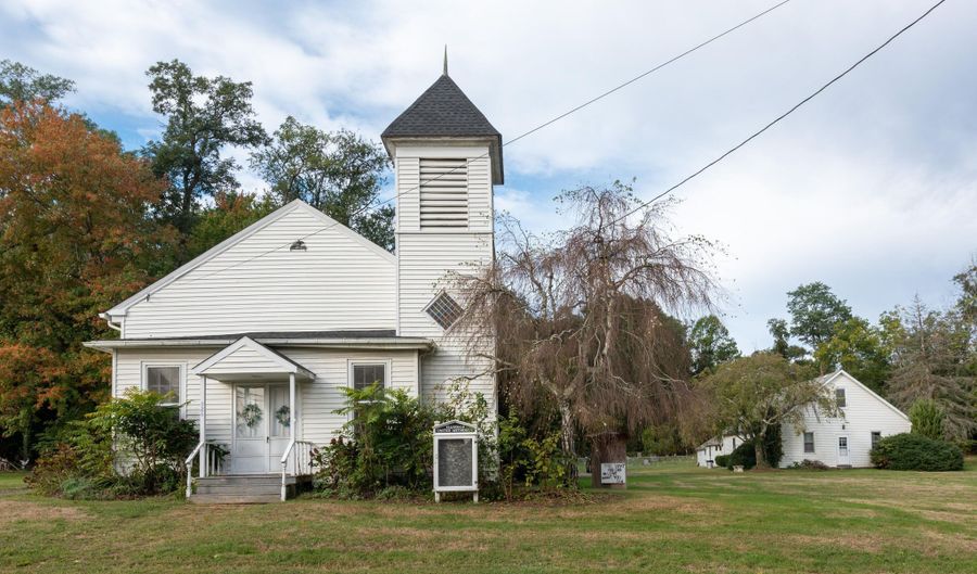 926 Province Line Rd, Allentown, NJ 08501 - 0 Beds, 1 Bath