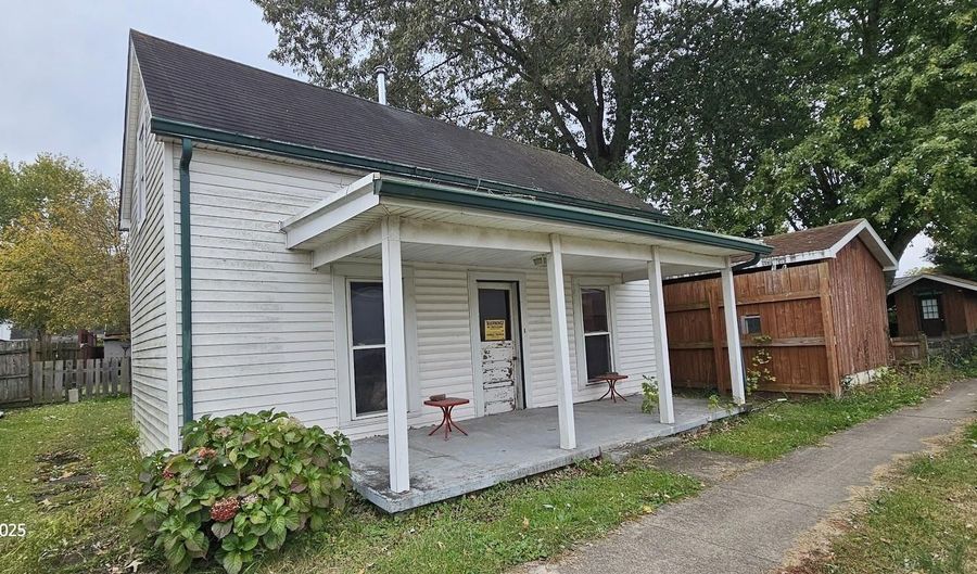 508 E 3rd St, Augusta, KY 41002 - 2 Beds, 1 Bath