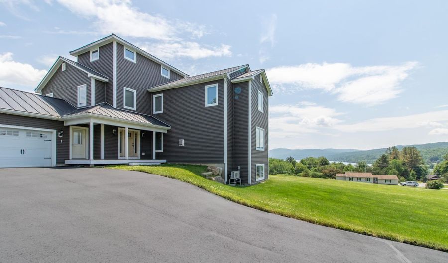 86 Forty Rd, Barton, VT 05822 - 6 Beds, 5 Bath